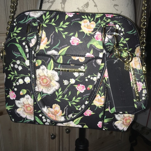 *SOLD* NWT Steve Madden Black Floral Crossbody - Picture 8 of 8